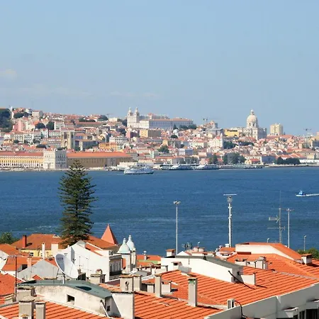Апартаменты Tejo View *